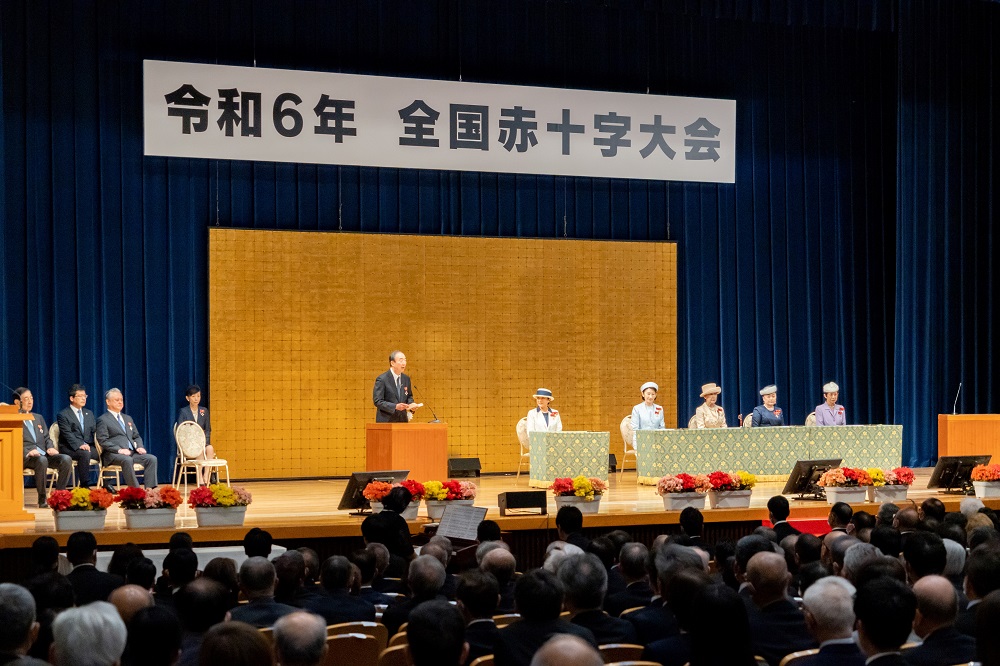 大会にご臨席になる皇后陛下、秋篠宮皇嗣妃殿下、常陸宮妃殿下、寬仁親王妃殿下、高円宮妃殿下