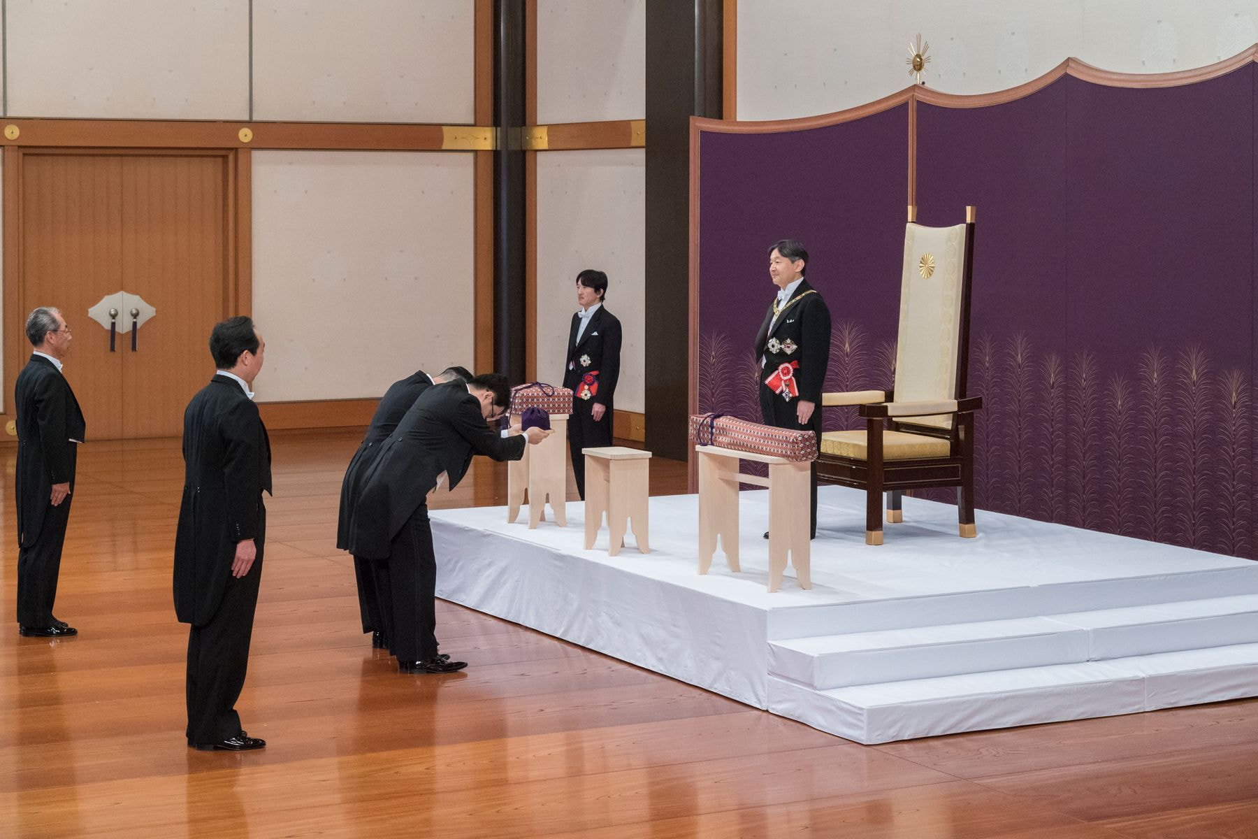 剣璽等承継の儀