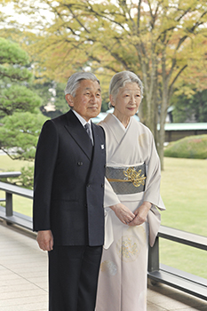 お誕生日に際してのご近影