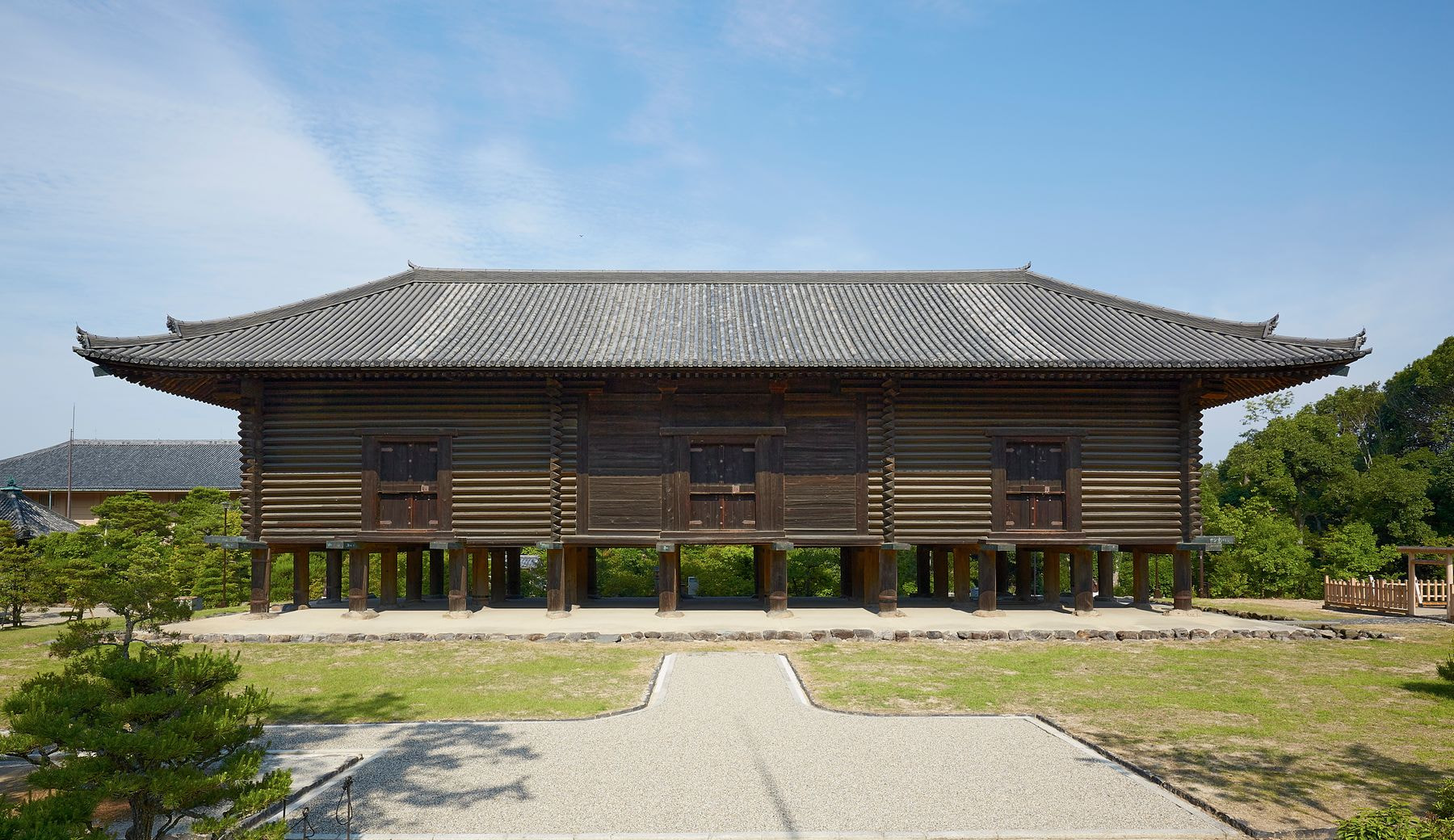 正倉外観