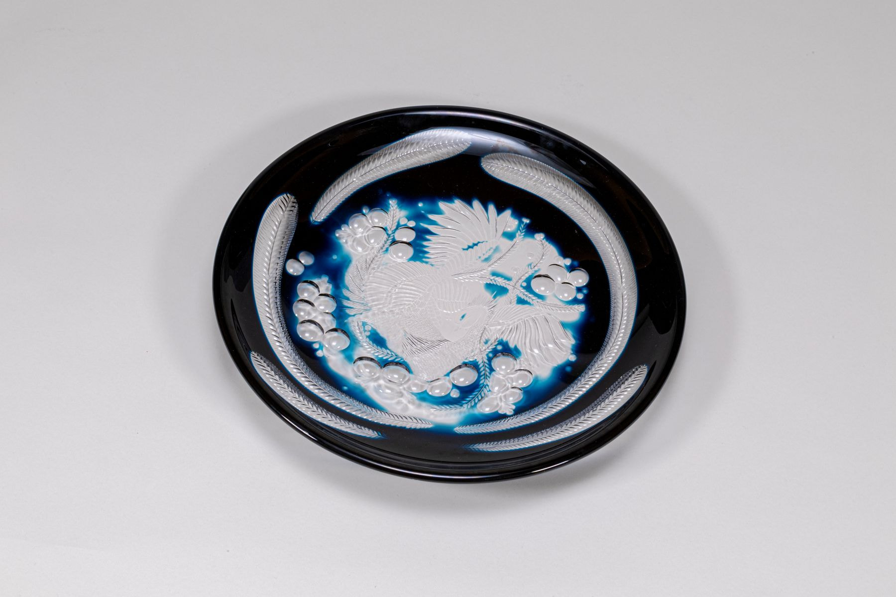 江戸切子　「鳳凰文　大皿」（えどきりこ　ほうおうもん　おおざら）