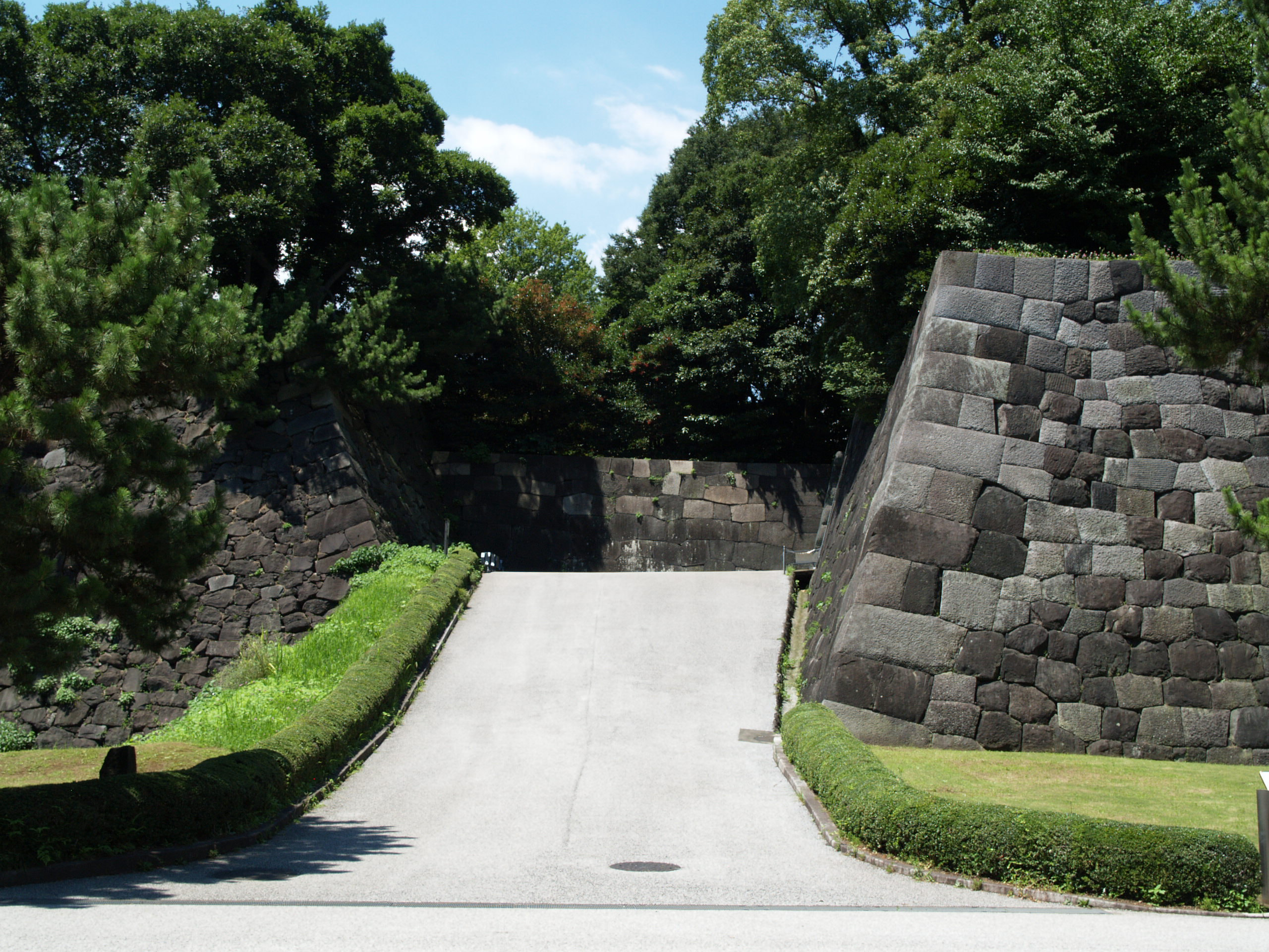 汐見坂（しおみざか）