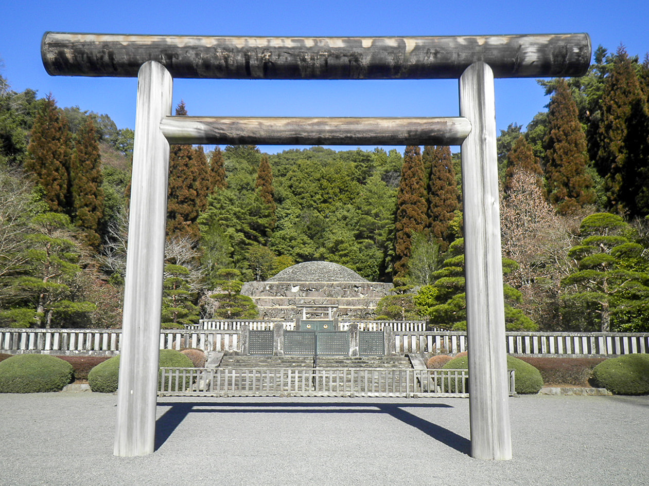 昭和天皇　武蔵野陵