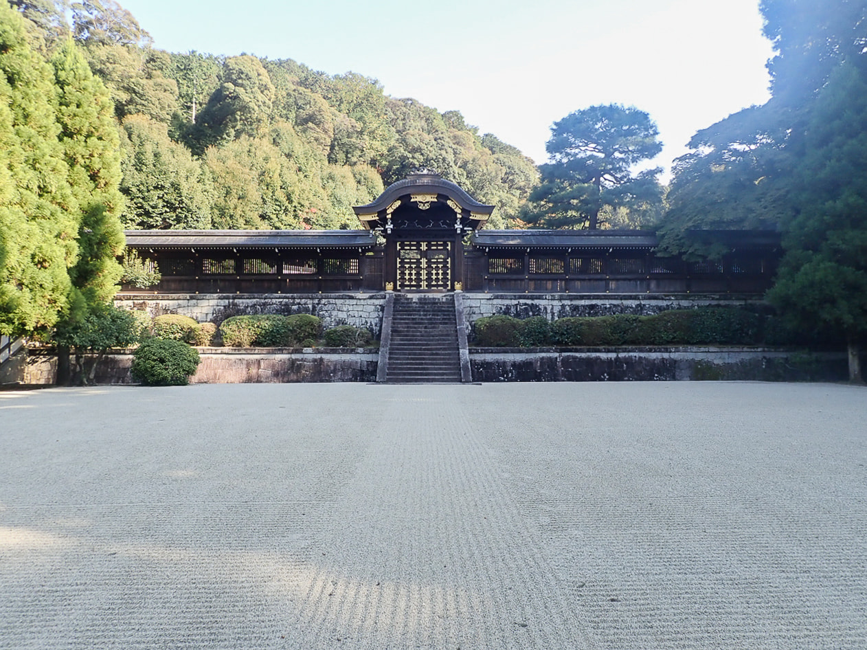 四條天皇　月輪陵